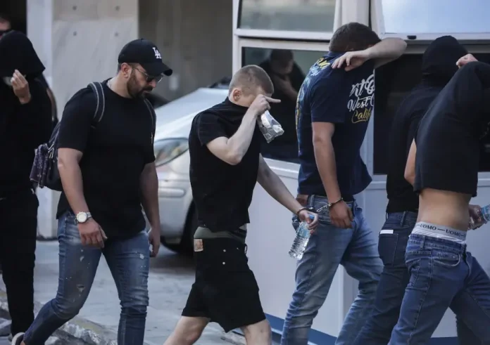 Νέος γύρος απολογιών για τα επεισόδια στη Νέα Φιλαδέλφεια – Προφυλακίστηκαν 30