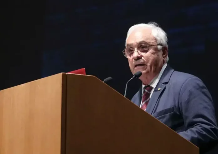 Πέθανε ο σπουδαίος αρχαιολόγος Πέτρος Θέμελης – Έκανε ανασκαφές σε Πέλλα και Βεργίνα
