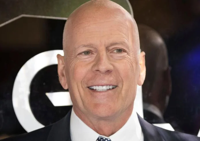 Bruce Willis: Έτσι είναι η ζωή του ηθοποιού αφότου διαγνώστηκε με άνοια