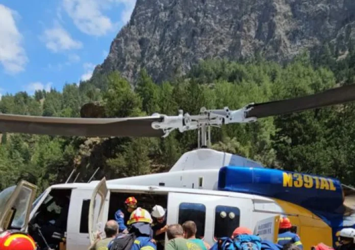 Φαράγγι Σαμαριάς: Διασωληνωμένος ο τουρίστας που ακρωτηριάστηκε από πτώση βράχου