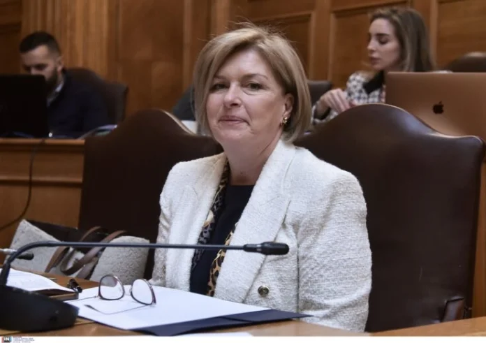 Μίνα Γκάγκα: Λιγότερα δέντρα σημαίνει χαμηλότερη ποιότητα αέρα – Γιατί είναι αναγκαίοι οι πνεύμονες πρασίνου