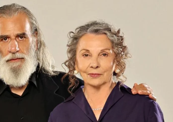 Η Παραλία: Η συμπεριφορά του Δημητρού και της Νικολίνας προβληματίζει τον Καραχάλιο