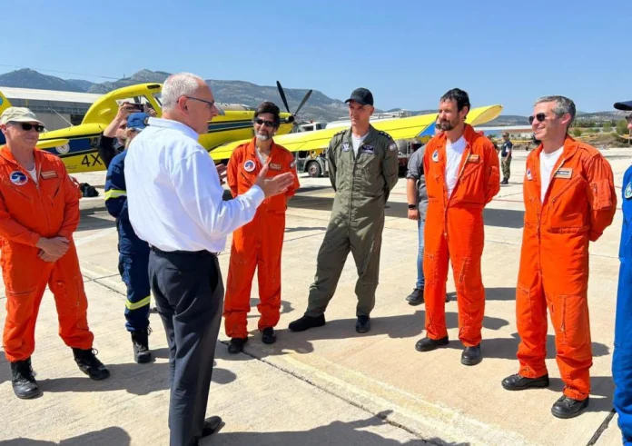 Έφτασαν στην Ελλάδα τα πυροσβεστικά από το Ισραήλ – Ρίχνονται στη μάχη των πυρκαγιών