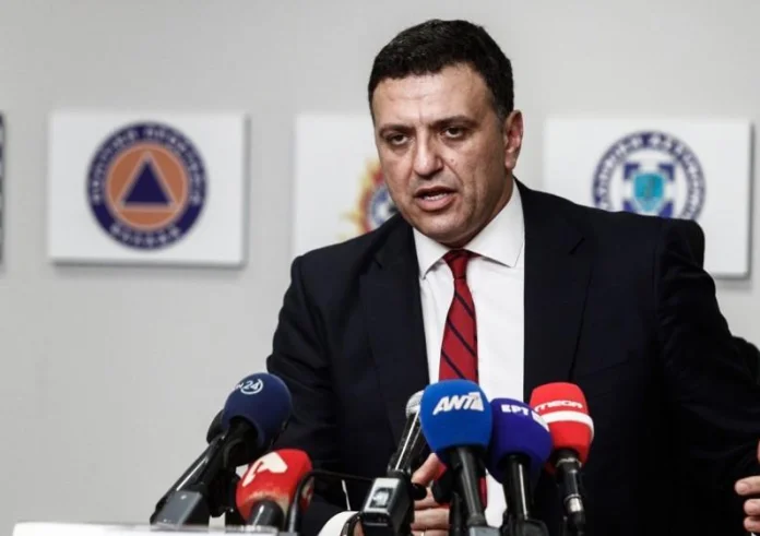 Οργισμένο μήνυμα Κικίλια στους εμπρηστές: «Εγκληματείτε, δεν θα γλιτώσετε» - Σύλληψη και προσαγωγές υπόπτων