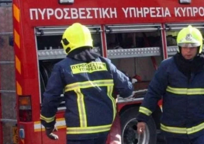 Κύπρος: Εκτός ελέγχου μεγάλη φωτιά στη Λεμεσό – Ζητήθηκε εκκένωση και ευρωπαϊκή συνδρομή