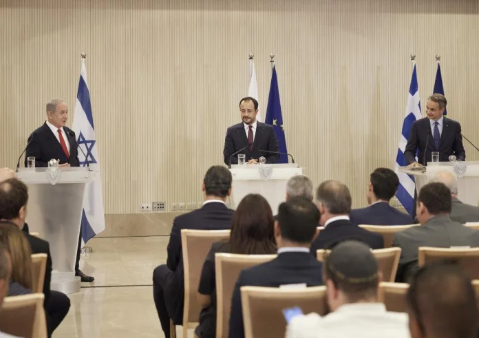 Μητσοτάκης: Δυνατότητα επέκτασης της τριμερούς Ελλάδας -Κύπρου -Ισραήλ με συμμετοχή της Ινδίας