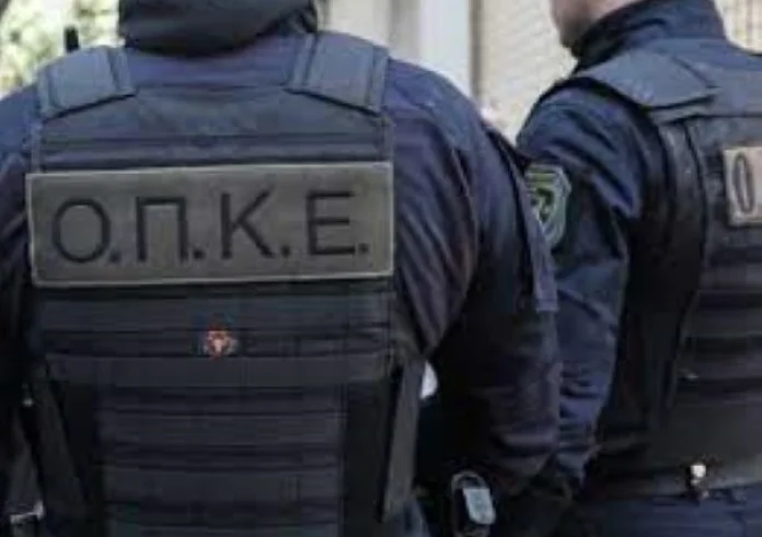 Ζωγράφου: Συνελήφθη ο ένοπλος που ταμπουρώθηκε στο διαμέρισμά του και πυροβολούσε στον αέρα