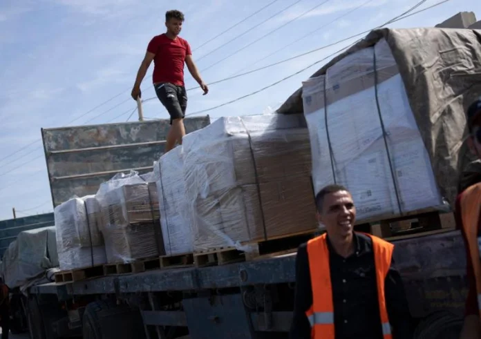 Μέση Ανατολή: Έκλεισε ξανά το πέρασμα της Ράφα – Πέρασαν μόνο 20 φορτηγά με ανθρωπιστική βοήθεια