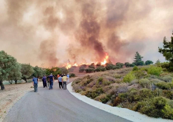 Ρόδος: Ενίσχυση 587.200 ευρώ για την αποκατάσταση υποδομών σε πυρόπληκτους οικισμούς
