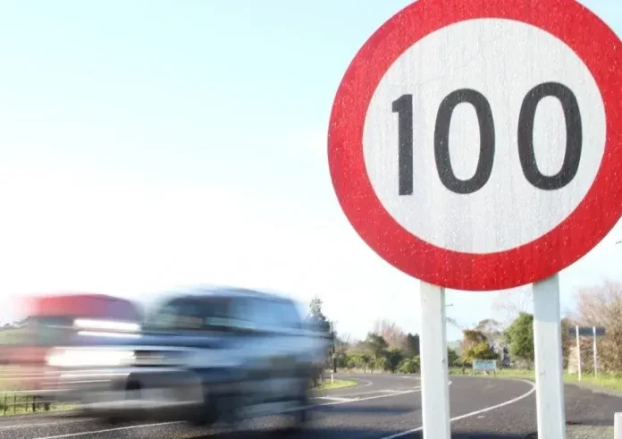 Έως 10 χρόνια φυλακή για όριο ταχύτητας
