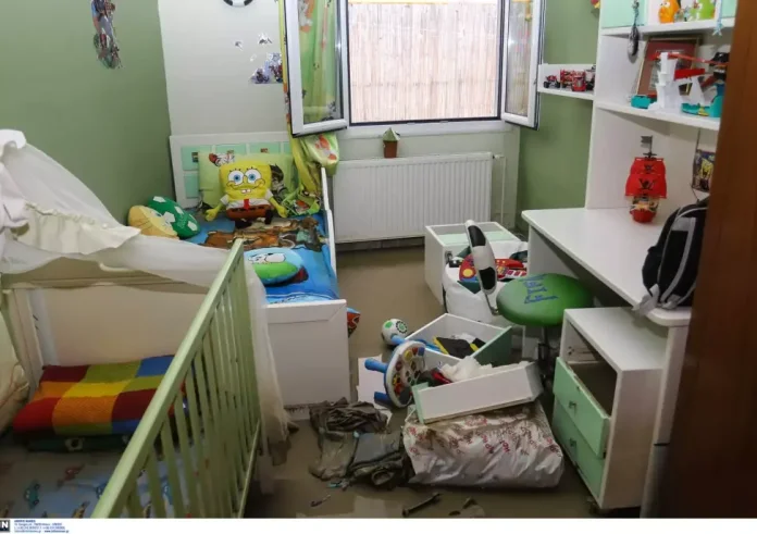 Συλλήψεις για πλιάτσικο σε Βόλο και Τρίκαλα – Έκλεψαν από ηλεκτρικές συσκευές μέχρι κρεβάτι