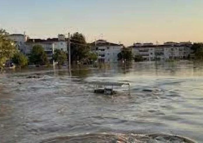 Υγειονομική βόμβα το νερό στις πληγείσες περιοχές: 48 κρούσματα γαστρεντερίτιδας και 65 λοιμώξεις αναπνευστικού