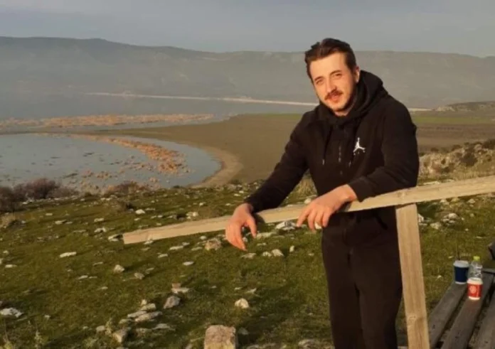 Θρήνος στον Βόλο: Μόλις είχε αρραβωνιαστεί ο 28χρονος Μιχάλης που έχασε τη ζωή του σε εργατικό δυστύχημα