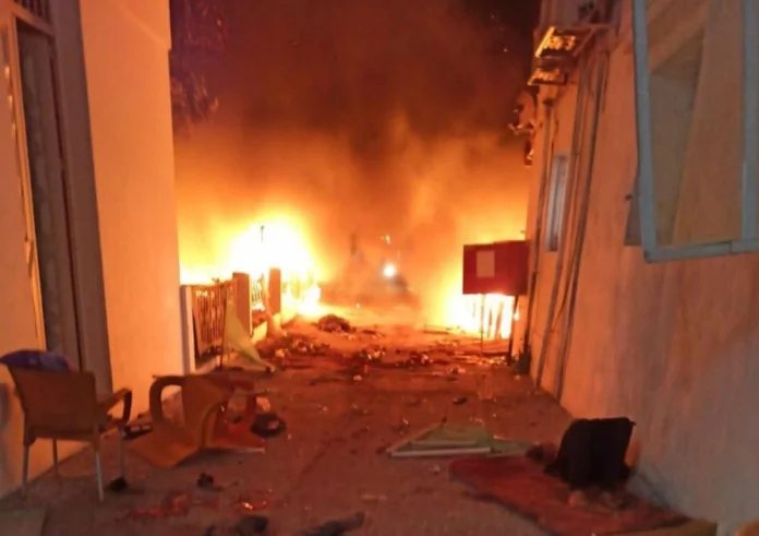 Ισραηλινά μαχητικά βομβάρδισαν νοσοκομείο - Τουλάχιστον 500 νεκροί