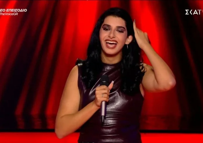 The Voice: Το drag με βοήθησε πολύ, έβλεπα τη γυναίκα που ήθελα να είμαι - Εγγονή γνωστής τραγουδίστριας μάγεψε τους κριτές