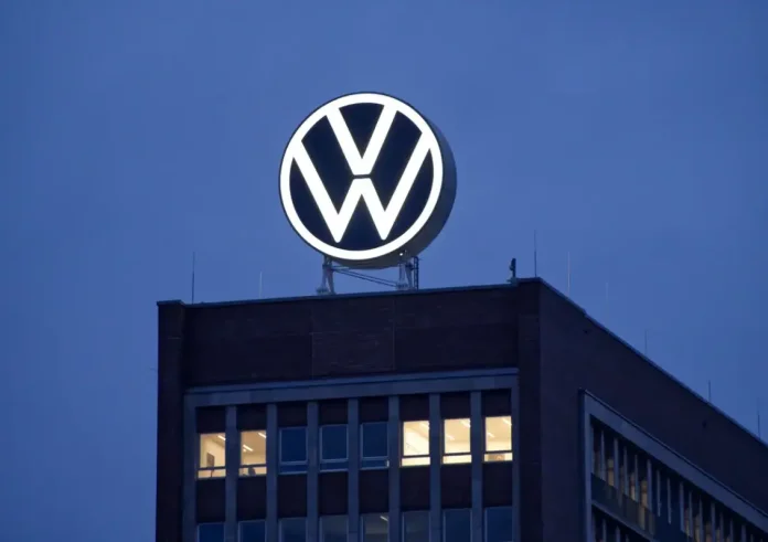 Volkswagen: Έρχεται τριπλό λουκέτο σε εργοστάσια στη Γερμανία