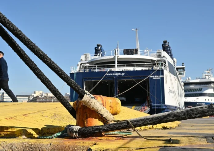 Πάτρα: Νέα 24ωρη απεργία σήμερα 22/06 σε πλοία