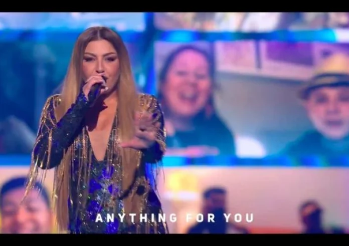 Eurovision 2024: Χαμός στη σκηνή – Η Έλενα Παπαρίζου  με το Number One