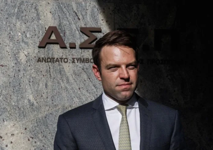 Κασσελάκης: Να αποπέμψει ο πρωθυπουργός τον Άδωνι – Θύελλα αντιδράσεων από ΠΑΣΟΚ και ΣΥΡΙΖΑ για τον υπουργό