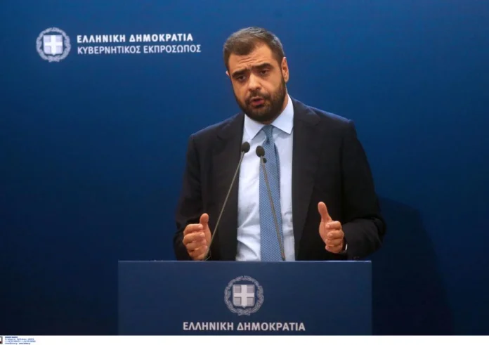 Κλειστά τα γήπεδα για δύο μήνες και δικαστικές έρευνες για την οπαδική βία.  Χωρίς κόσμο το Ολυμπιακός - Μπάτσκα Τόπολα