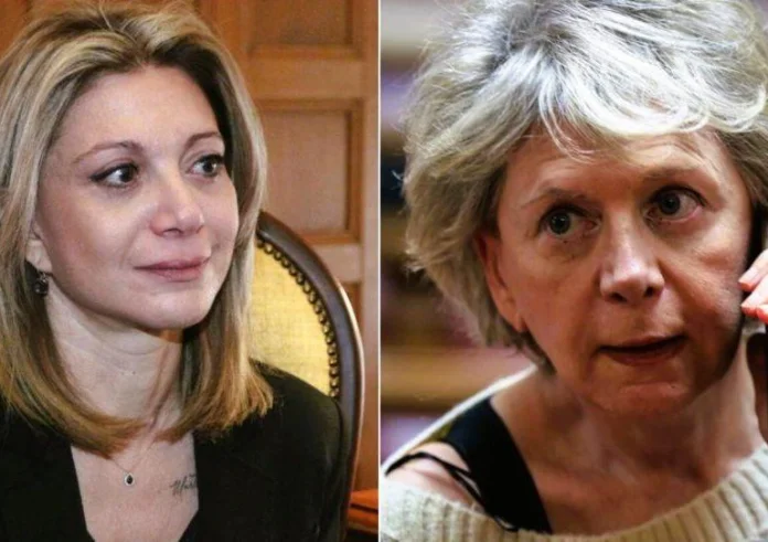 Έλενα Ακρίτα για Μαρία Καρυστιανού: Σηκώνει στις πλάτες της τον θυμό ενός λαού για το έγκλημα της συγκάλυψης στα Τέμπη