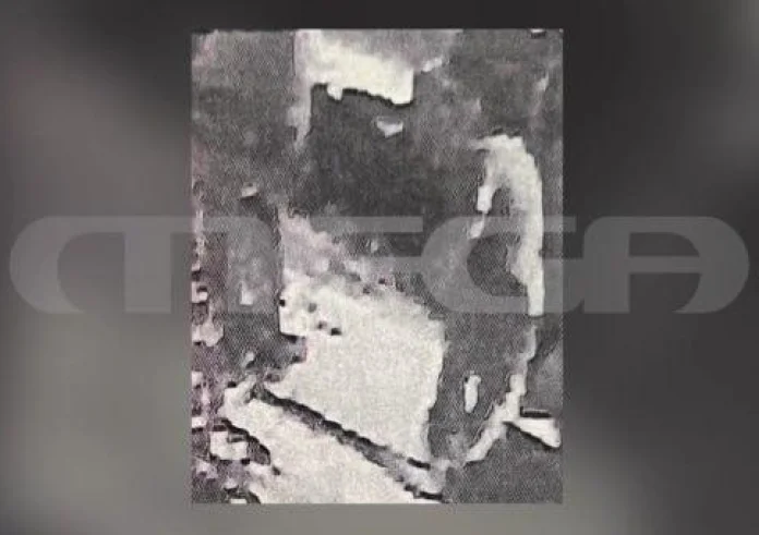 Γυναικοκτονία στη Θεσσαλονίκη: Η στιγμή που μεταφέρεται η σορός της Γεωργίας στο μπαούλο