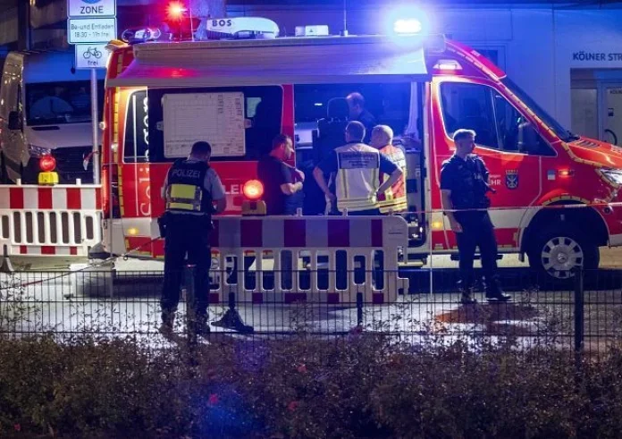 Γερμανία: Παραδόθηκε ο δράστης της τρομοκρατικής επίθεσης με τους τρεις νεκρούς - Τι Ισλαμικό Κράτος ανέλαβε την ευθύνη
