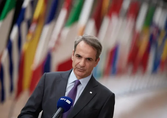Μητσοτάκης στη Σύνοδο της ΕΕ: Περισσότερους πόρους για κλιματική κρίση και μεταναστευτικό