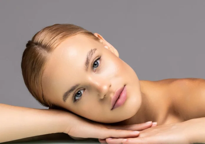 Τι πρέπει να αλλάξετε στο makeup σας μετά τα 40