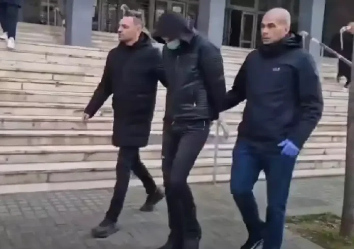 Θεσσαλονίκη: Προφυλακιστέος ο 44χρονος Νορβηγός που μαχαίρωσε τον αστυνομικό στο μπαρ