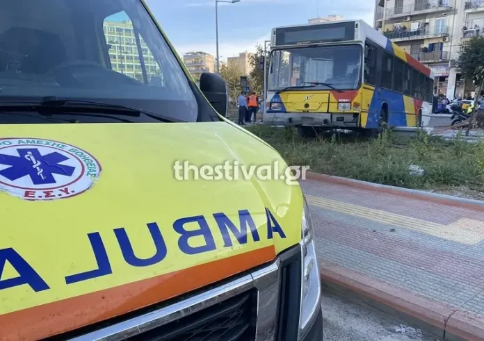 Θεσσαλονίκη - Τροχαίο: Η πρώτη αντίδραση του οδηγού που λιποθύμησε - Τι λέτε ρε παιδιά;