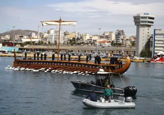 Ξεκίνησε το ταξίδι της για τη Μασσαλία η Ολυμπιακή Φλόγα με το ιστιοφόρο Belem – Εντυπωσιακές εικόνες