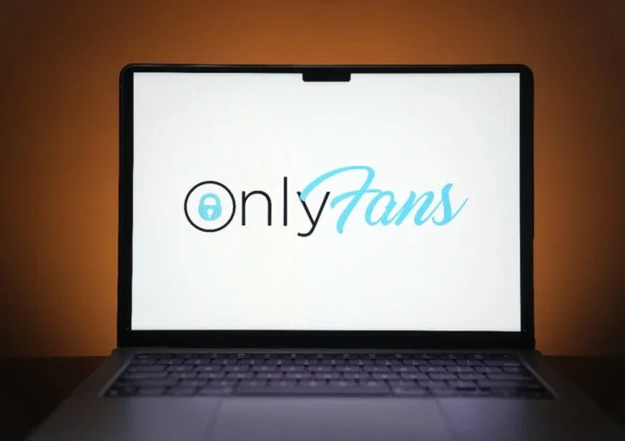 Ο σκοτεινός κόσμος του Only Fans: Εκατοντάδες βίντεο και εικόνες με κακοποίηση ανηλίκων