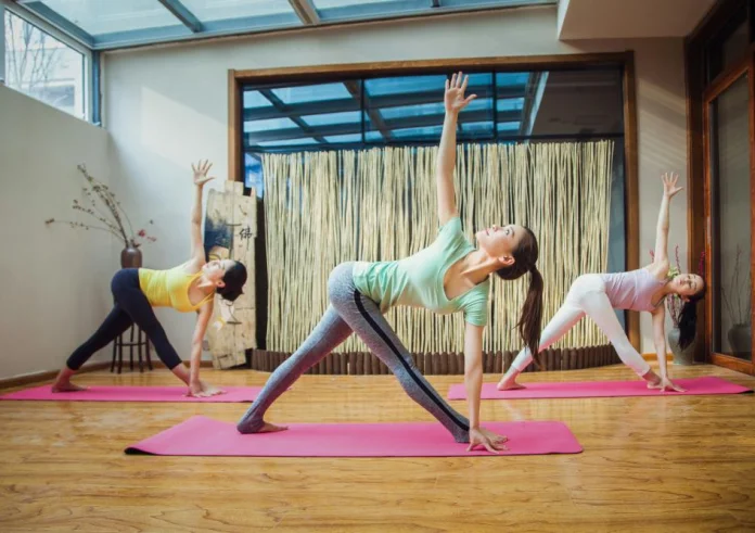 Pilates: Πέντε εύκολες ασκήσεις για δυνατό και ευλύγιστο σώμα