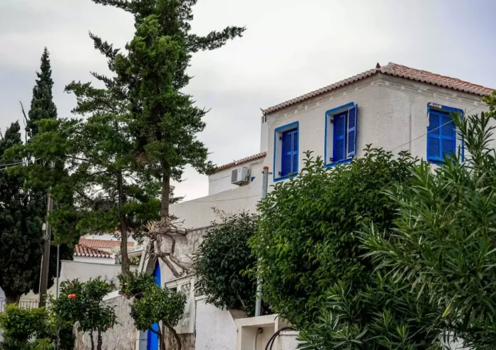 Σπέτσες: Συνεδριάζει η ΚΟ του ΣΥΡΙΖΑ – Η ομιλία Κασσελάκη και το σχέδιο για το ελληνικό όνειρο