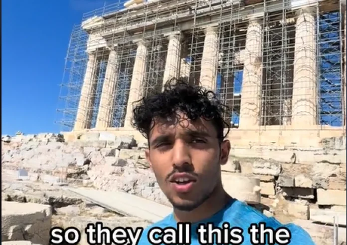 Απογοητεύθηκε Βρετανός τουρίστας με την Ακρόπολη και την αποκαλεί «θεοποιημένη οικοδομή»
