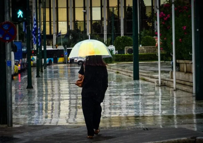 Αλλάζει ο καιρός πριν τις γιορτές: Δύο διαδοχικά κύματα κακοκαιρίας. Πώς θα κάνουμε Χριστούγεννα, Πρωτοχρονιά