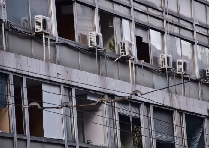 Βόμβα στη Σταδίου: Στο μικροσκόπιο των Αρχών η πρωτοεμφανιζόμενη οργάνωση «Επαναστατική ταξική αυτοάμυνα»