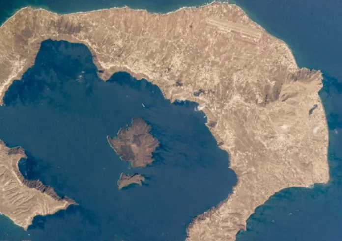 Τι συμβαίνει με το ηφαίστειο της Σαντορίνης: Τι λέει ο Κ. Παπαζάχος για τη σεισμική δραστηριότητα