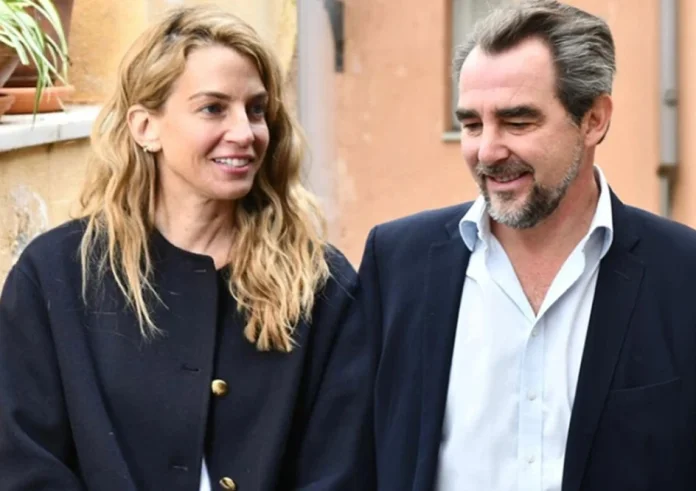 Νικόλαος Ντε Γκρες και Χρυσή Βαρδινογιάννη: Αυτή την ώρα ο γάμος τους - Δείτε Live