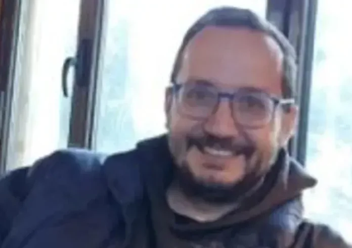 Βασίλης Καλογήρου: Ποιούς χαρακτήρισε ζώα η μητέρα του - Η ανάρτησή της