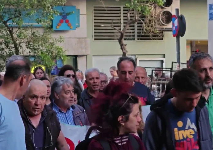 Σεπόλια: Κύμα οργής για έξωση σε οικογένεια που έχει παιδί με αναπηρία - «Ντροπή, ντροπή!»