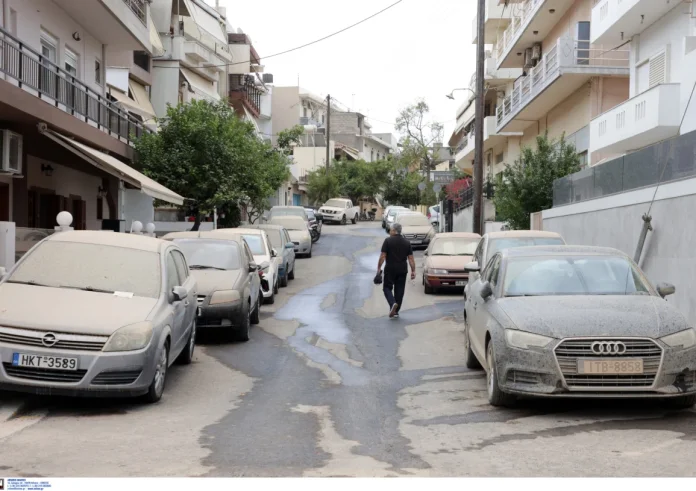 Πνίγηκε από την αφρικανική σκόνη το Ηράκλειο: Έπεσαν 21 κιλά ανά στρέμμα μόνο την Κυριακή