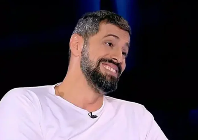 Η συγκλονιστική εξομολόγηση του Γιώργου Παράσχου: «Δίνω διπλή μάχη για τη ζωή μου»