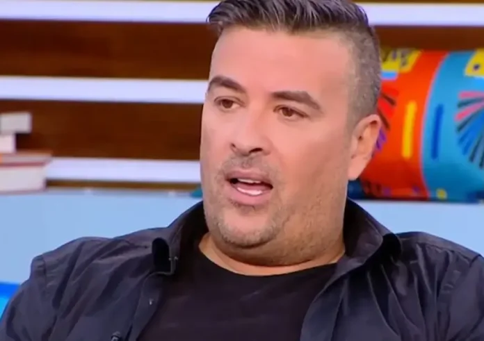 Γιάννης Αϊβάζης: «Αν δεν είχα τους γονείς μου να με τρέξουν, δεν θα τα είχα καταφέρει με τον καρκίνο»