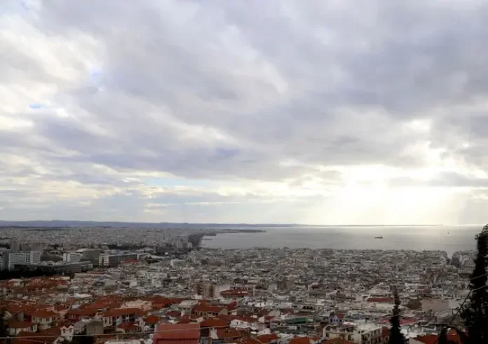 Πάνω από 3.500 Βούλγαροι αγόρασαν σπίτια στη Βόρεια Ελλάδα – Τα Airbnb και η «γκρίζα ζώνη» στις μισθώσεις