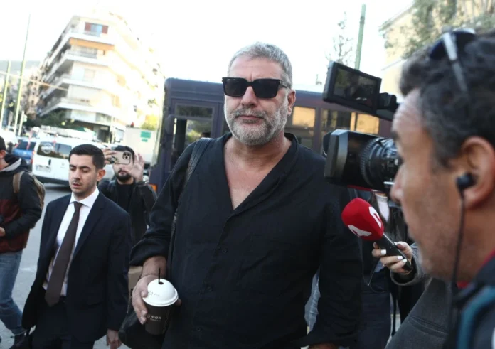 Ένοχος κρίθηκε ο Βασίλης Μπισμπίκης – Χρηματική ποινή 7.000 ευρώ και πληρωμή των εξόδων της δίκης