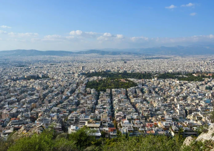 Καιρός σήμερα 15 Νοεμβρίου: Ανοιξιάτικη εικόνα με ήλιο, ήπιες θερμοκρασίες και τοπικές ομίχλες