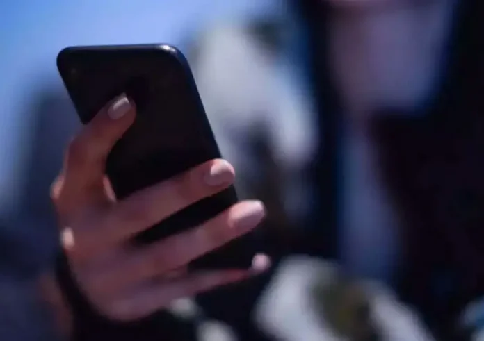 Πρώην αθλήτρια της ενόργανης γυμναστικής εξαπατούσε πολίτες μέσω τηλεφωνικών κλήσεων