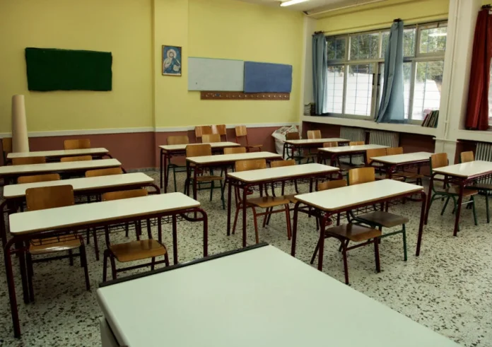 Κυψέλη: Σοβαρό επεισόδιο με μαχαίρι σε σχολείο – Τραυματίστηκε 14χρονη μαθήτρια